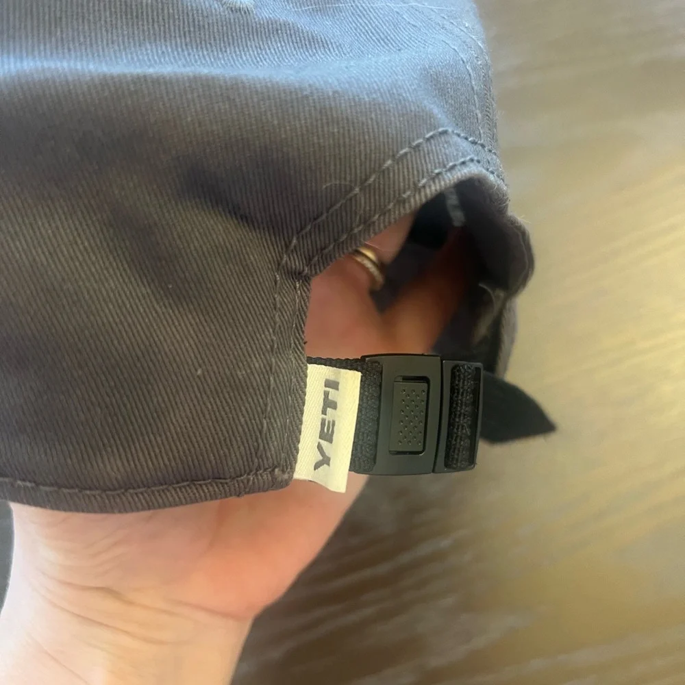Yeti Gray Adjustable Strap Baseball Cap - Picture 3 of 6